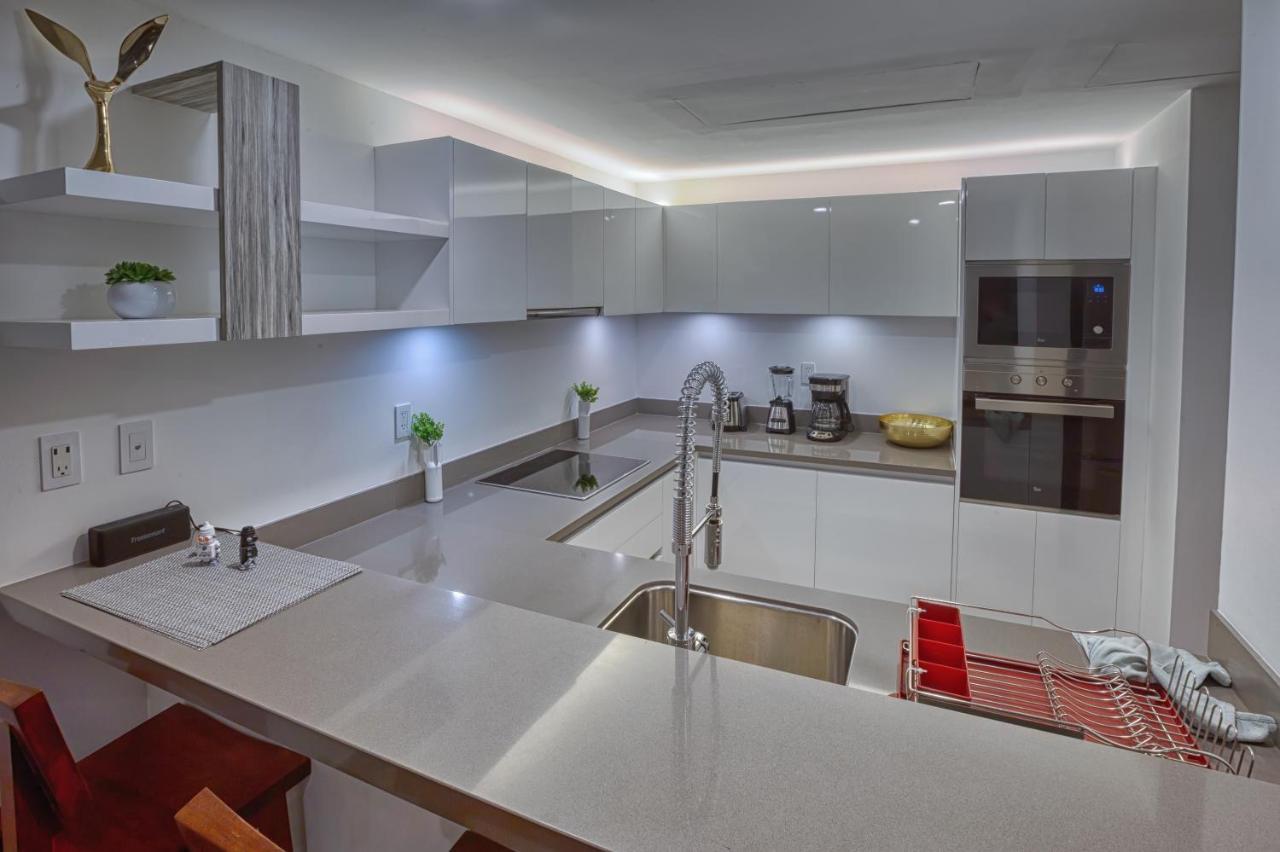 Astonishing Condo With Balcony In A Private Complex With Pool And Gym Playa del Carmen Zewnętrze zdjęcie